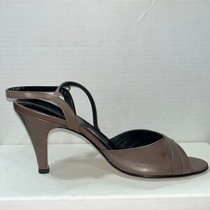 Brown Naturlaizer heals